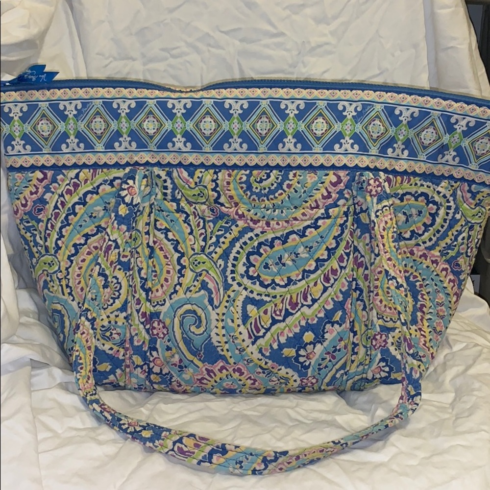 Vera Bradley Weekender!